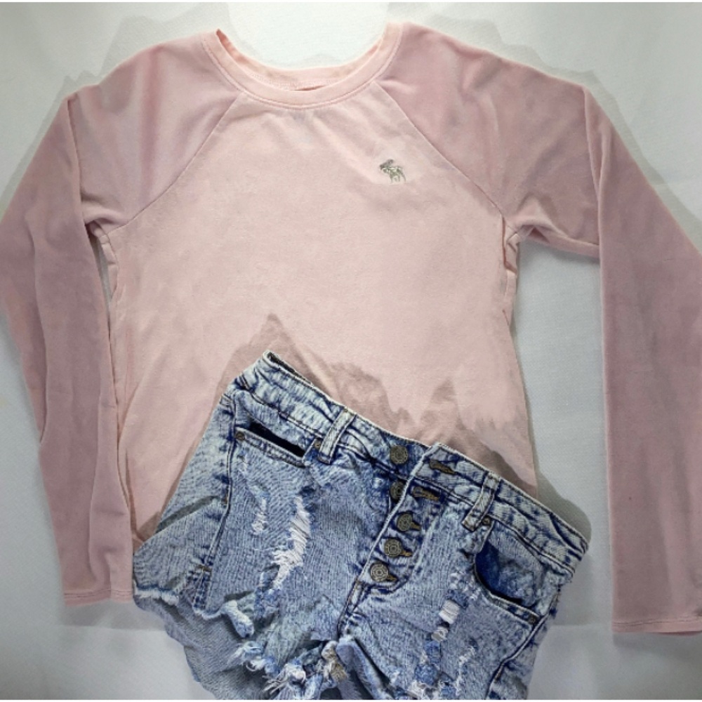 Brand- Abercrombie and Fitch    Size- 11/12